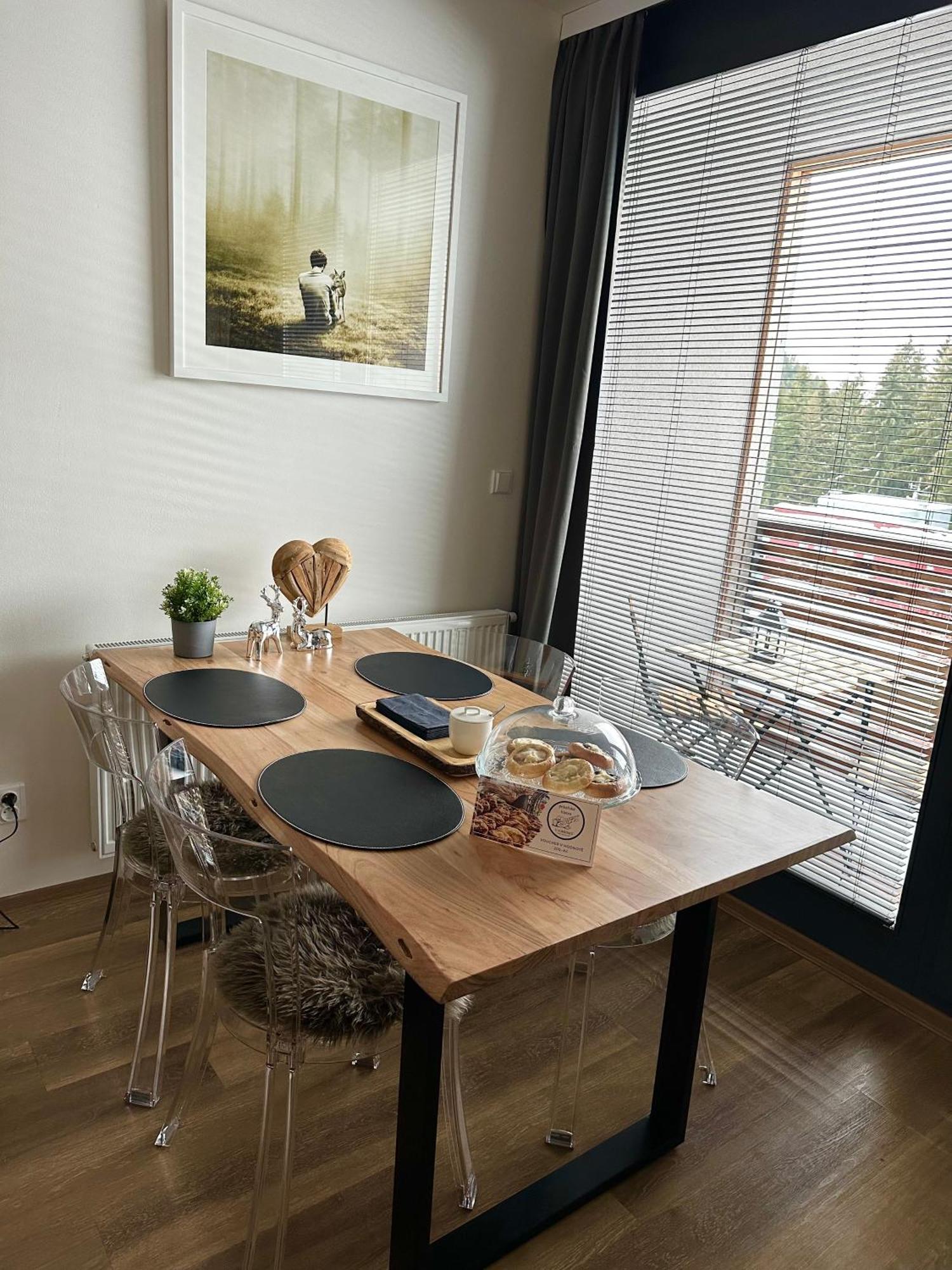 U Jelena Harrachov - Rodinny Apartman U Lesa S Garazi Экстерьер фото